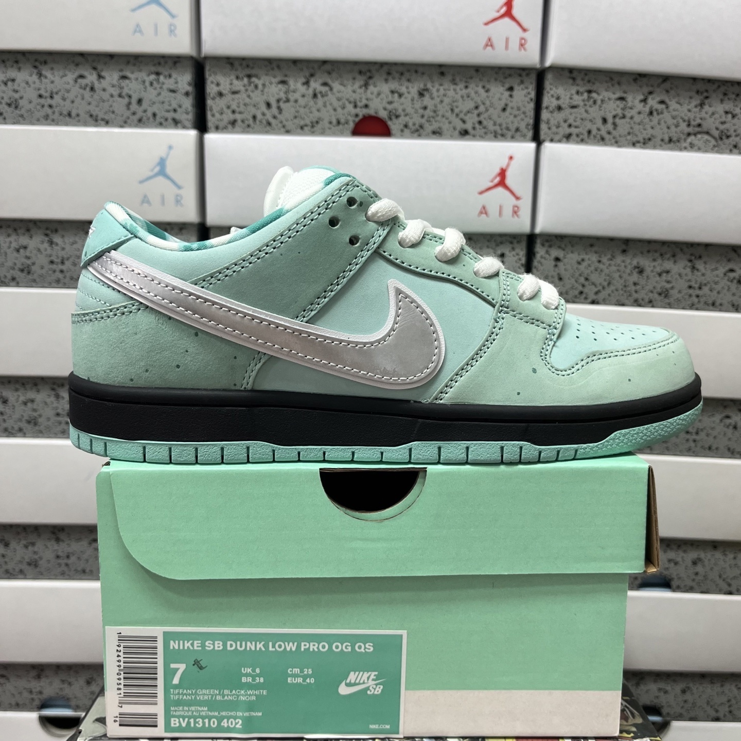 Nike SB Dunk Low Pro OG QS