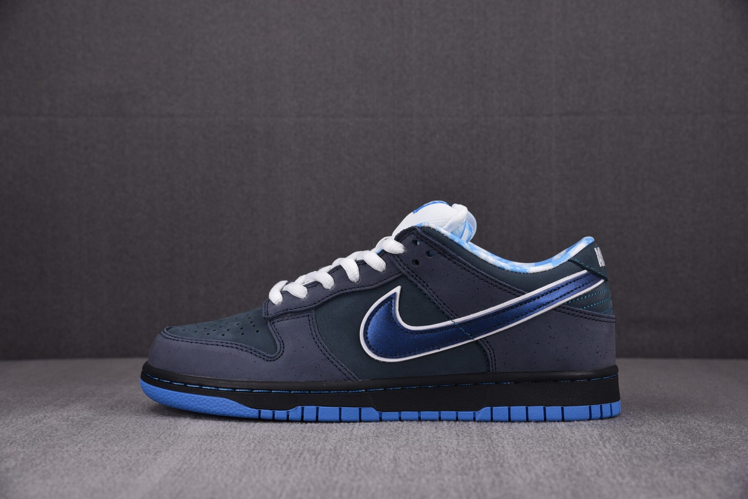 Nike Concepts x SB Dunk Low Blue Lobster