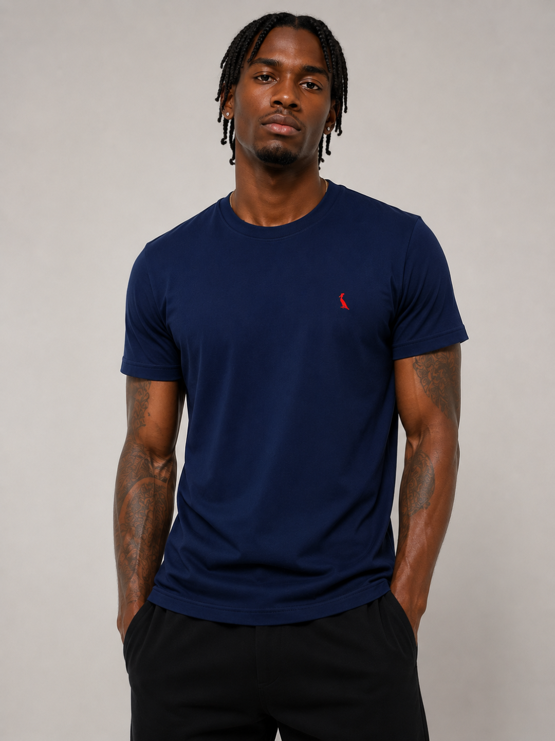 Camiseta Slim Reserva Essential Pima Bordada – Marinho - Imagem 2